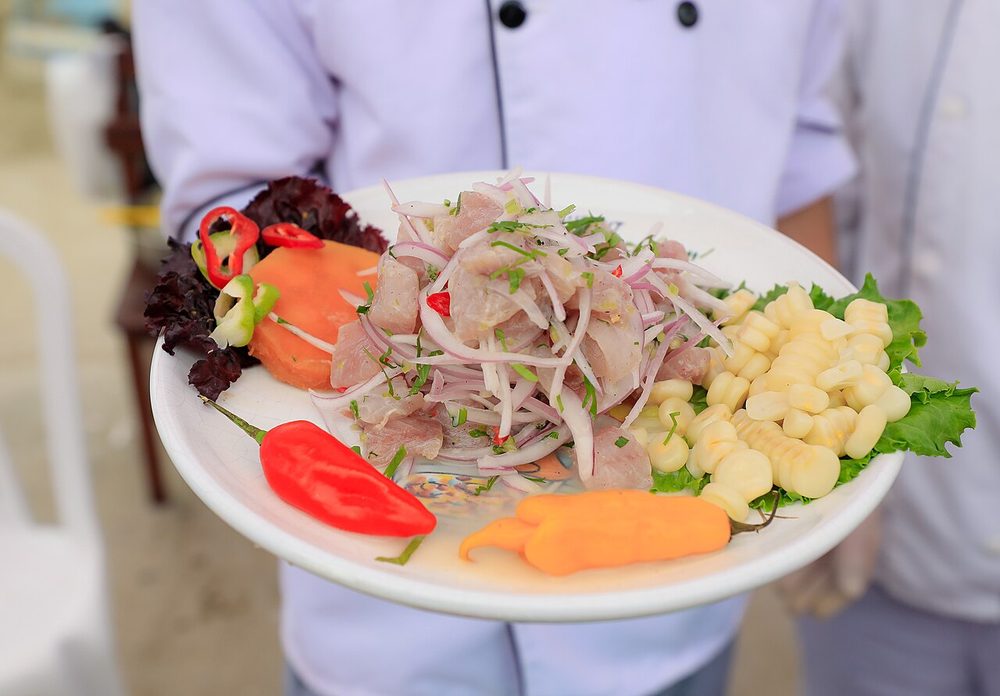 Ceviche peruano servido