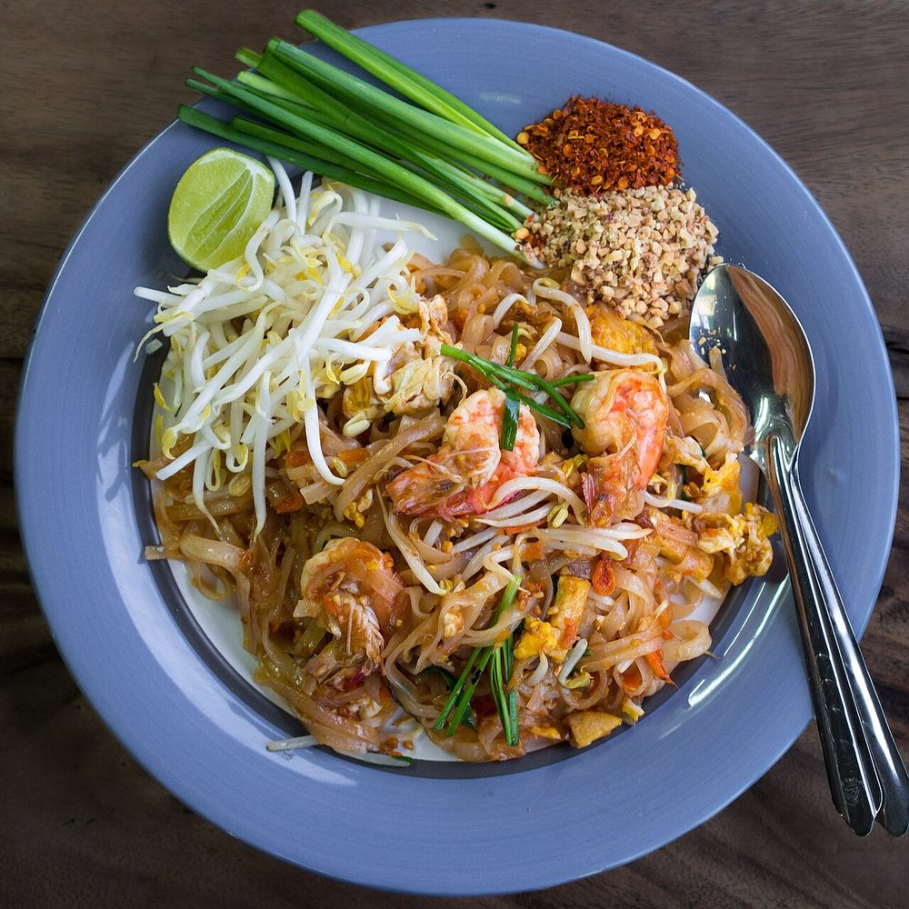 Pad thai servido