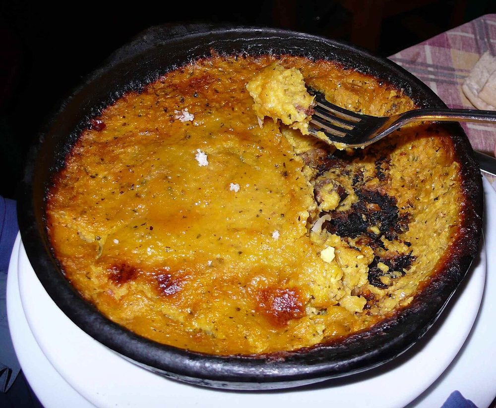 Pastel de choclo servido